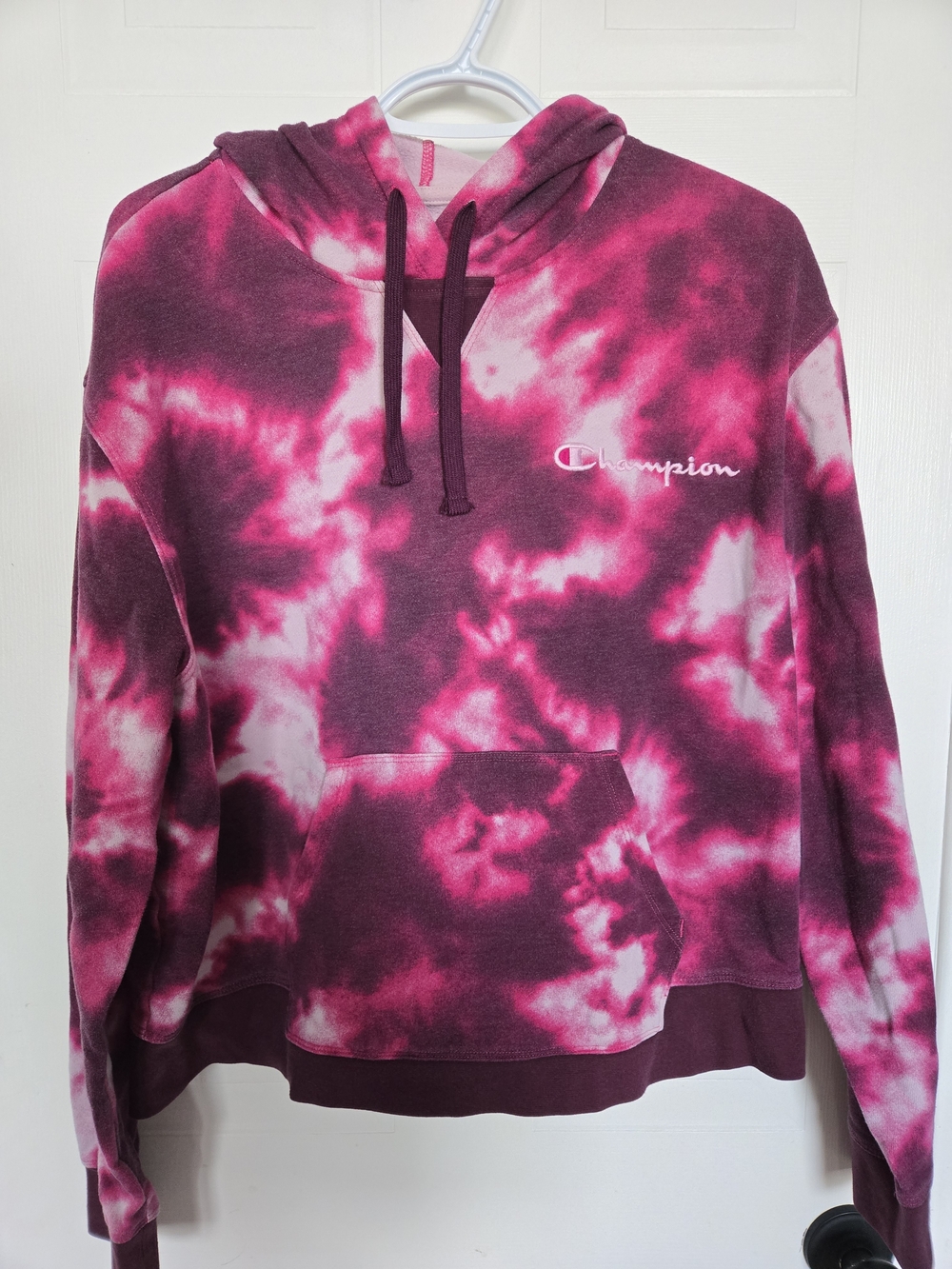 Champion Women's Pink Tie-Dye Hoodie Sweater